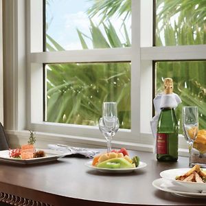 One-Bedroom Suite Oceanfront